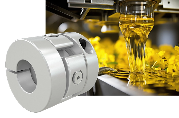 Axially rigid cardan coupling in the production process for manufacturing edible oil